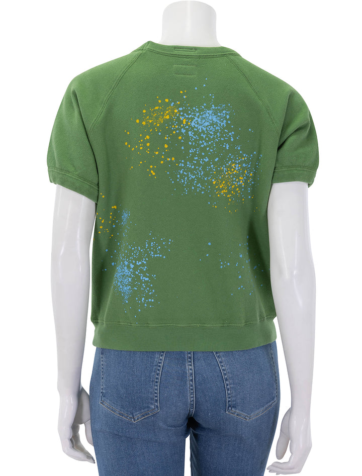 the short sleeve concert sweatshirt in scultpure garden