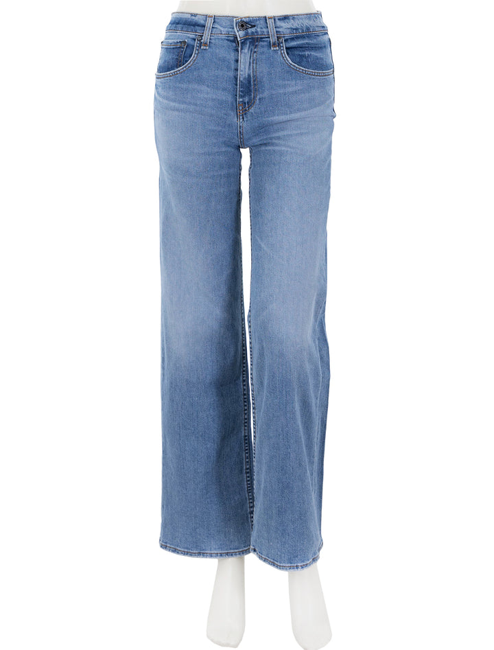 pistachio jean in blondie