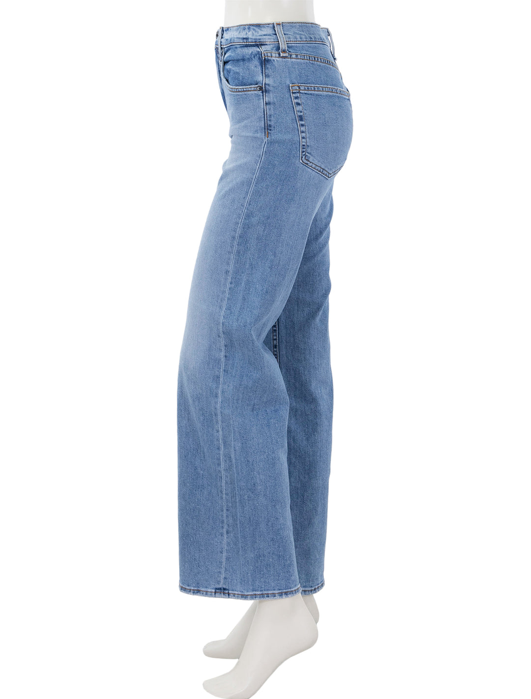 pistachio jean in blondie