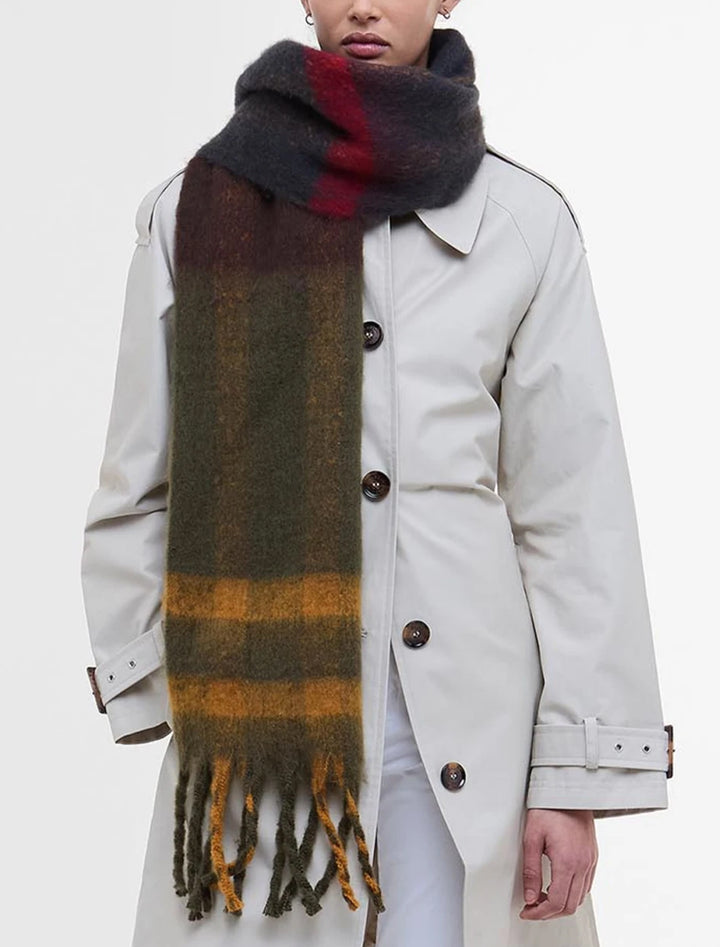 isla tartan boucle scarf in classic plaid