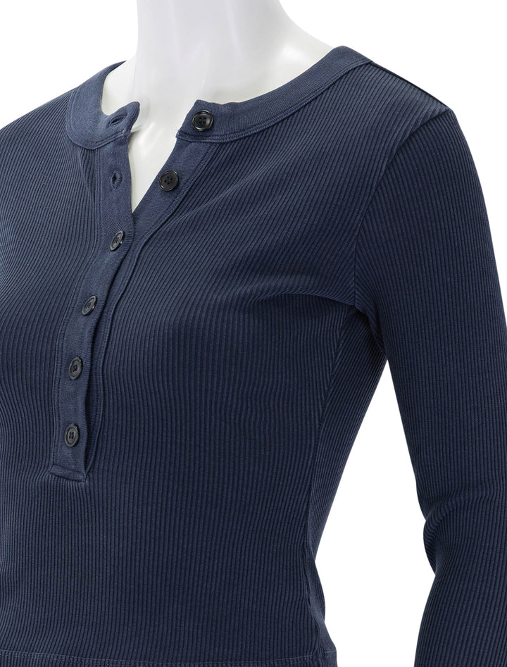 varra henley in mineral navy