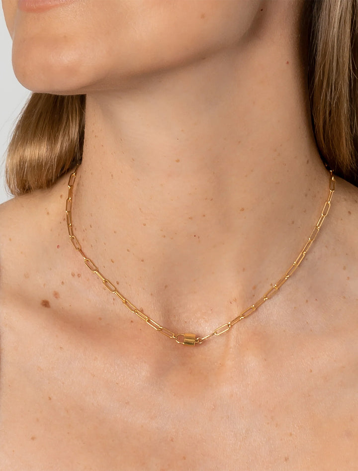 jessa lock necklace in gold