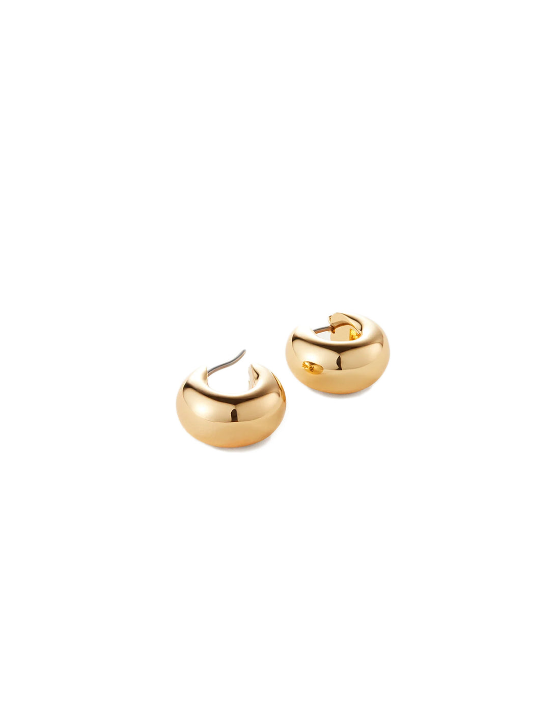 mini tome hoop earrings in gold (2)