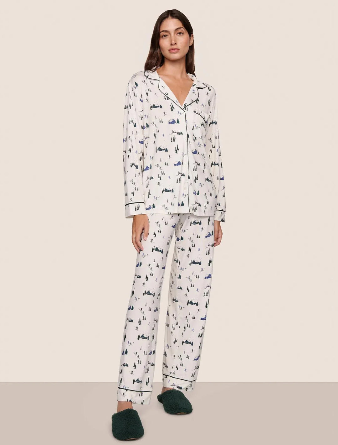 gisele long pj ribbon set in ski chalet