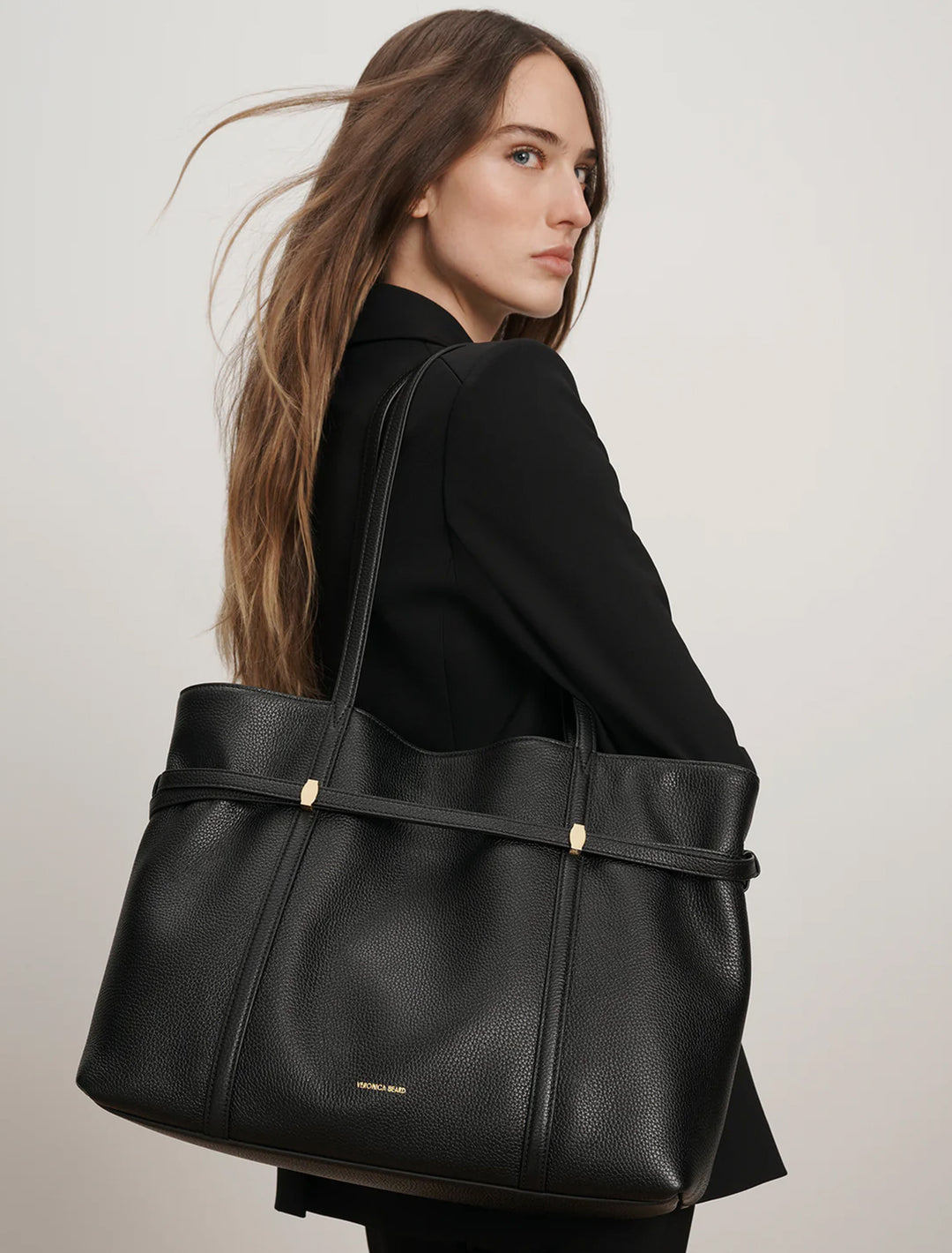 lasso bag in black