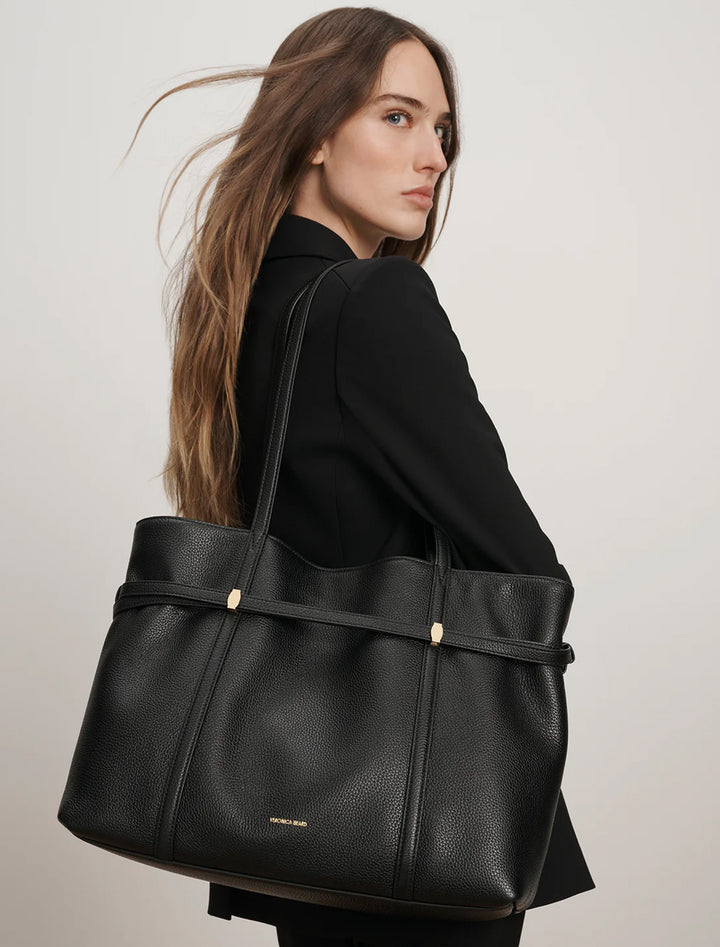 lasso bag in black