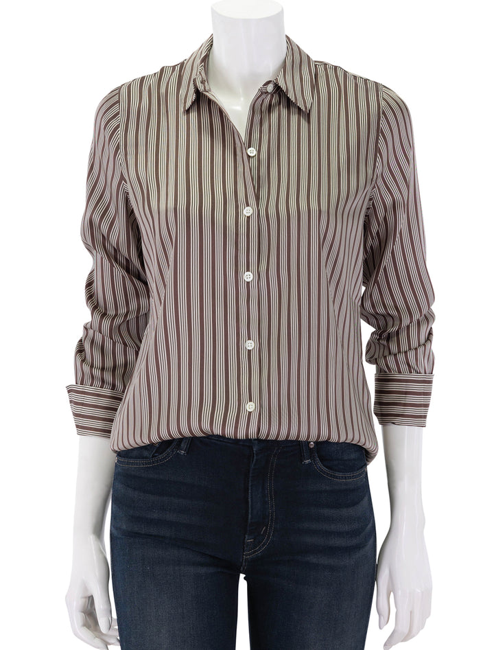 saige in isle stripe