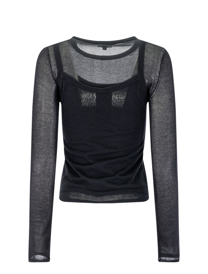 lovisa in black