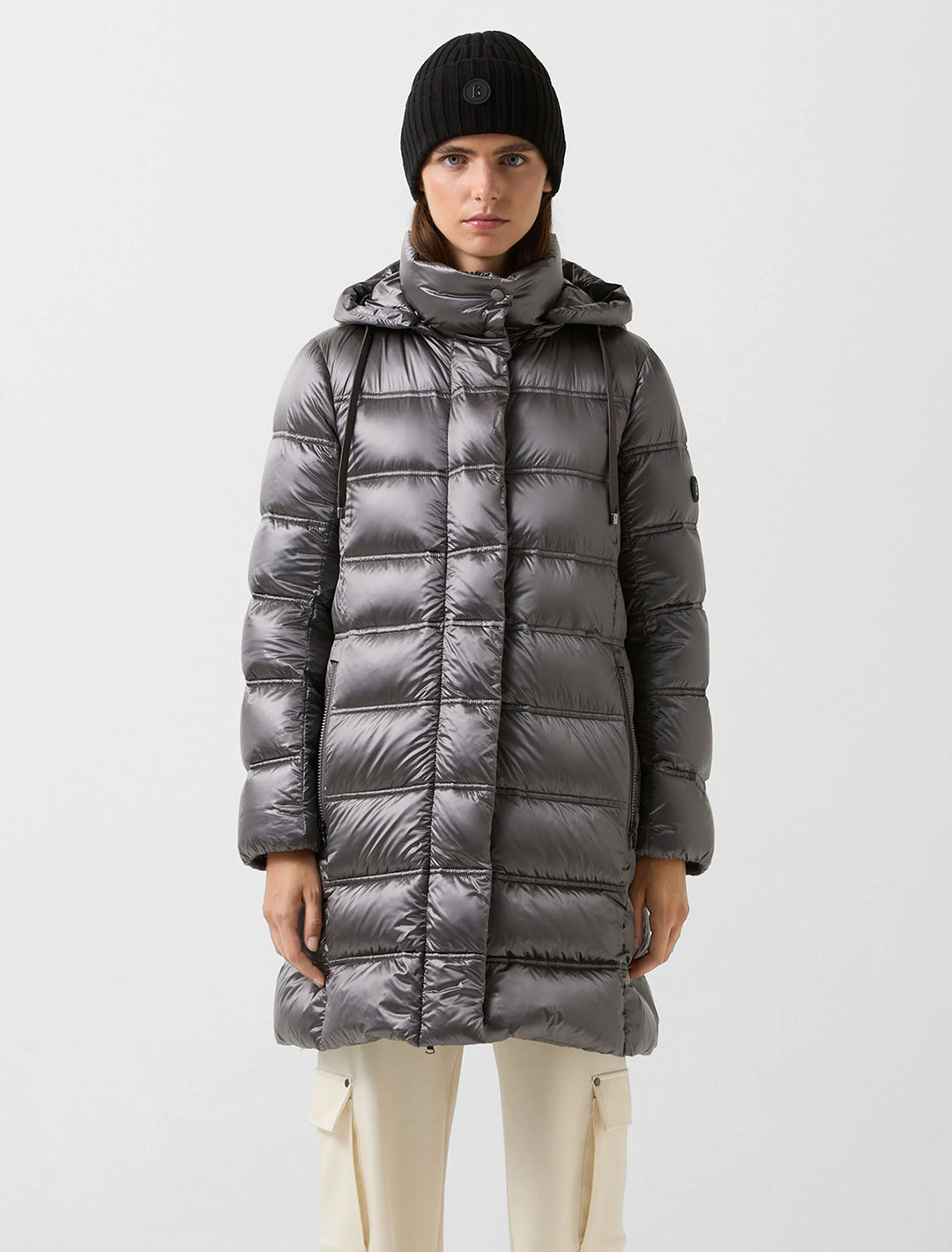 lynn in gravity grey