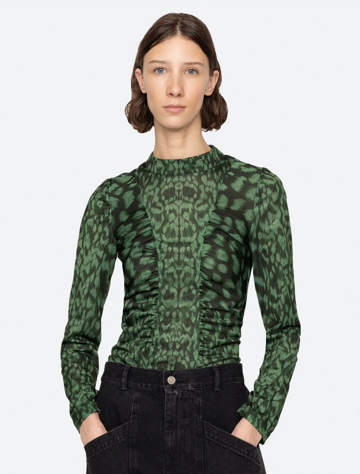 claude print turtleneck in green