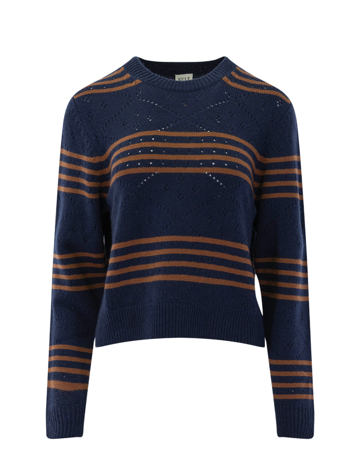 the lake sweater in navy and vicuna