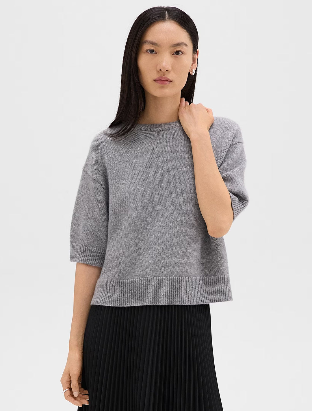 crop cashmere tee in husky grey