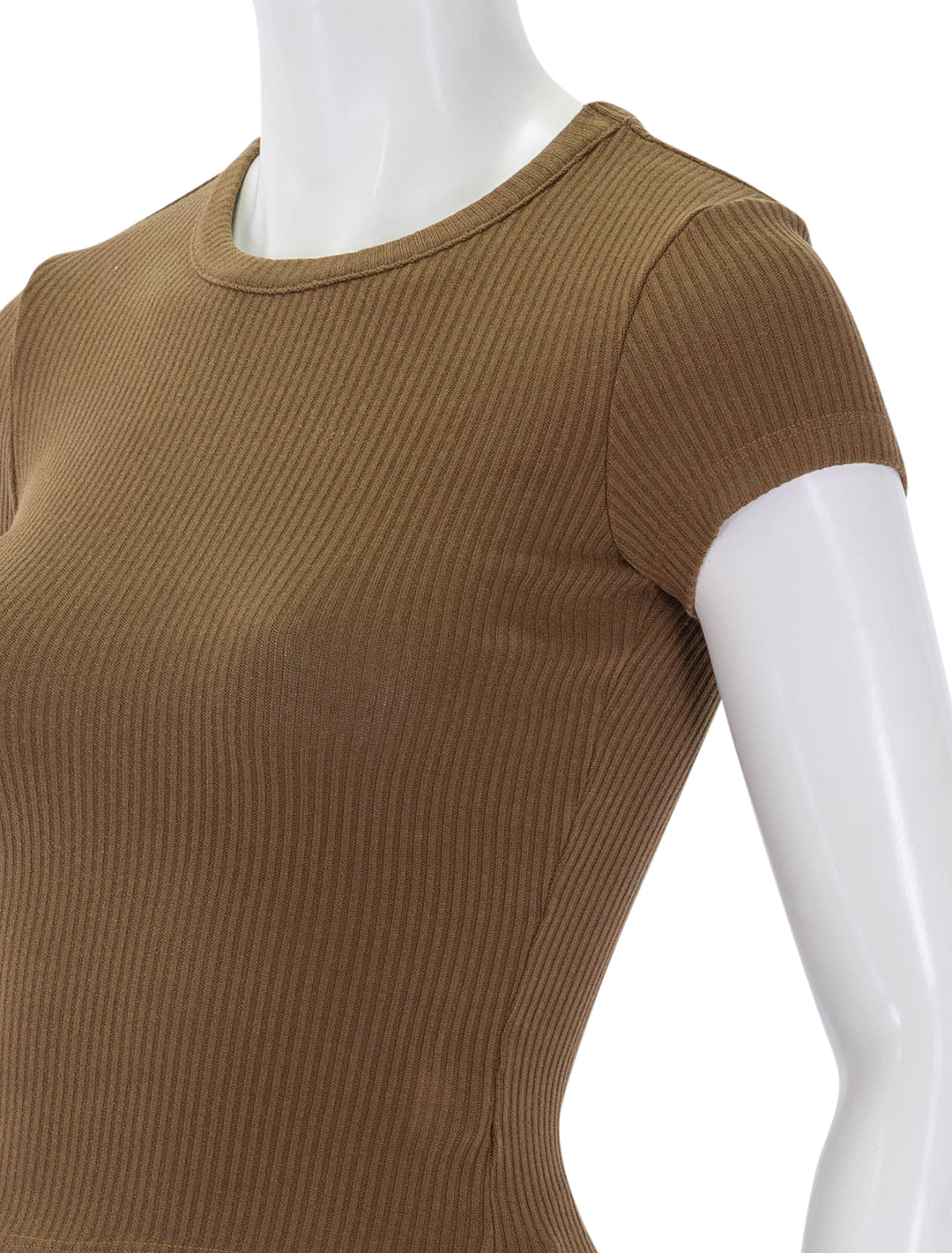 nello tee in manuka