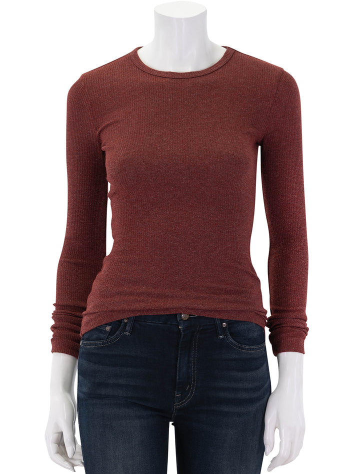 delphi slim tee in brick