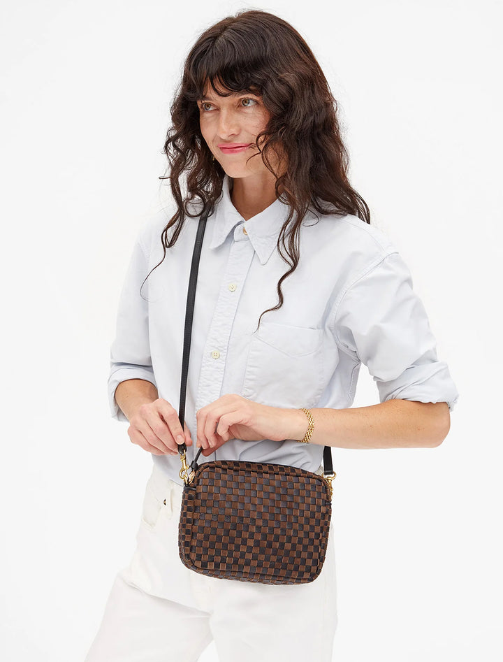 midi sac in black and chocolate leather and suede woven checker