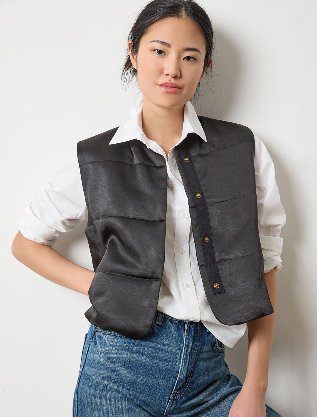 satin quilted vest in black