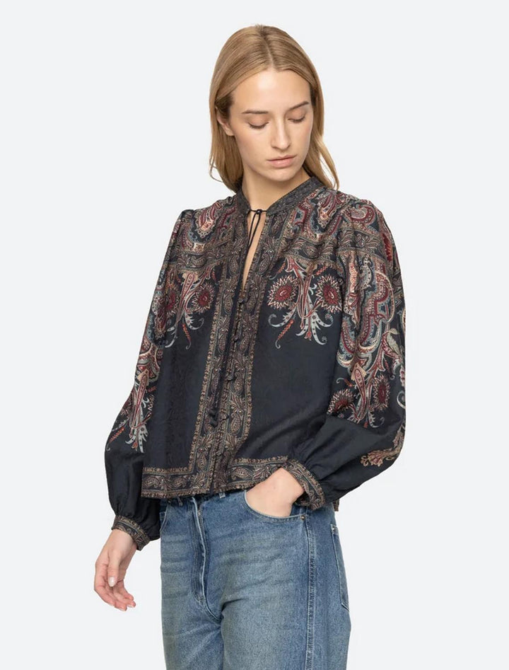hyacinth print blouse in navy