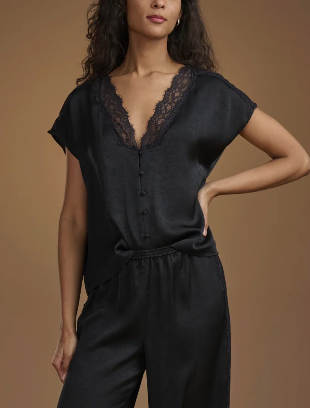 adalyn lace trim top in black