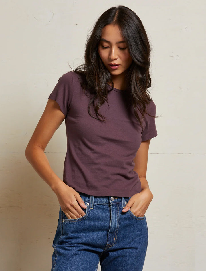 lisa crew tee in plum