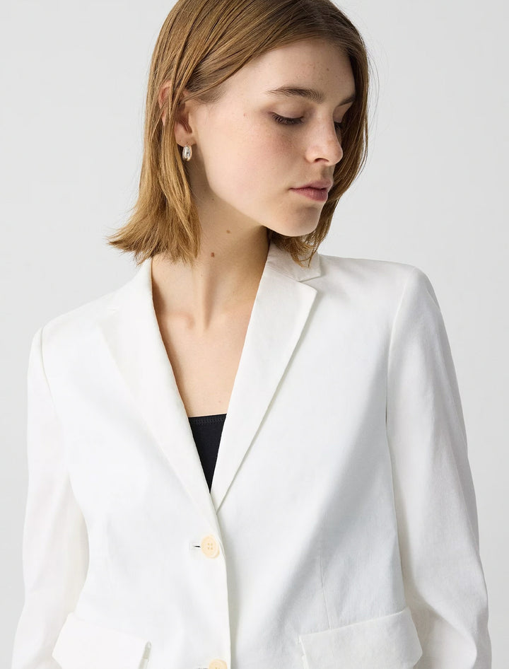 shrunken blazer in white