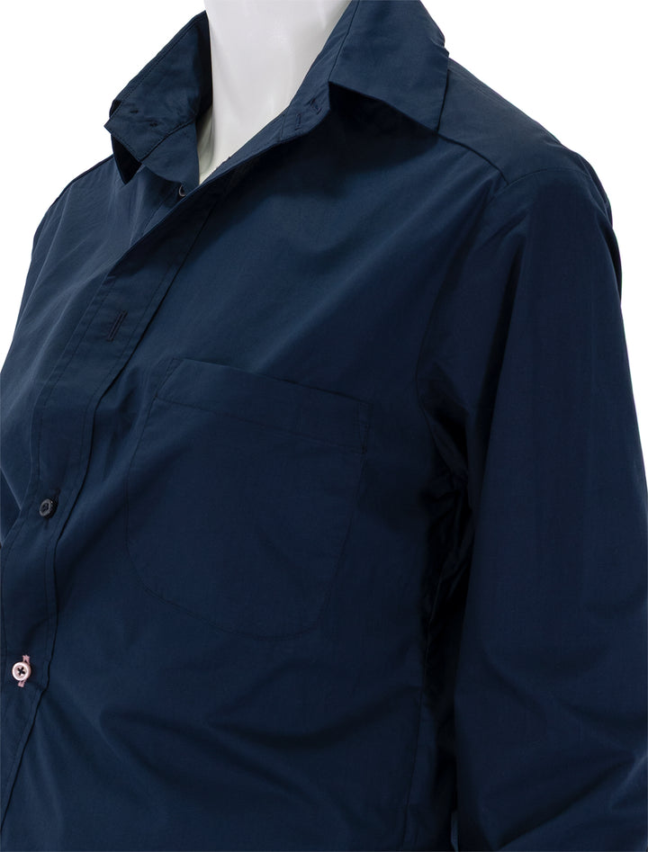 the daily shirt in navy blue