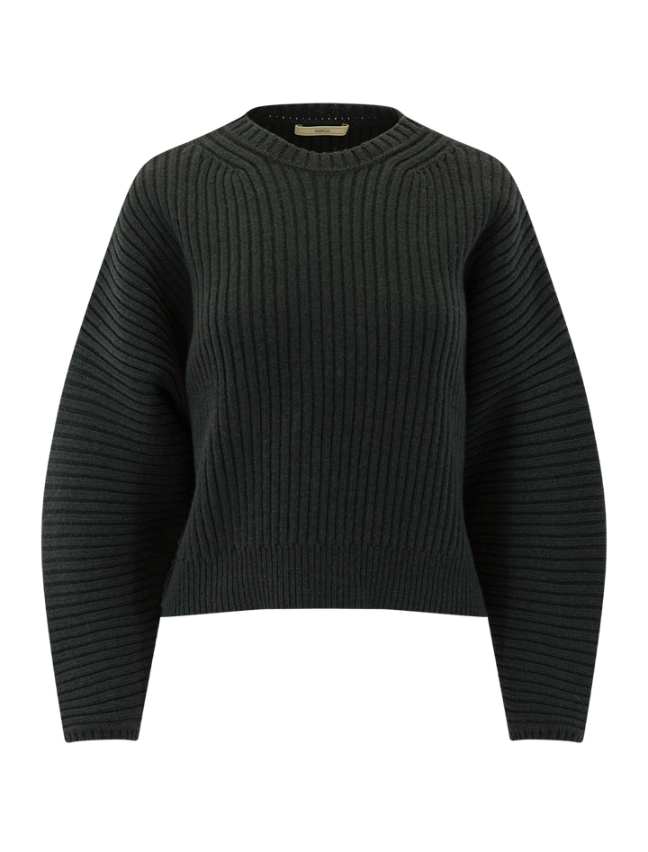 kanso sweater in forest