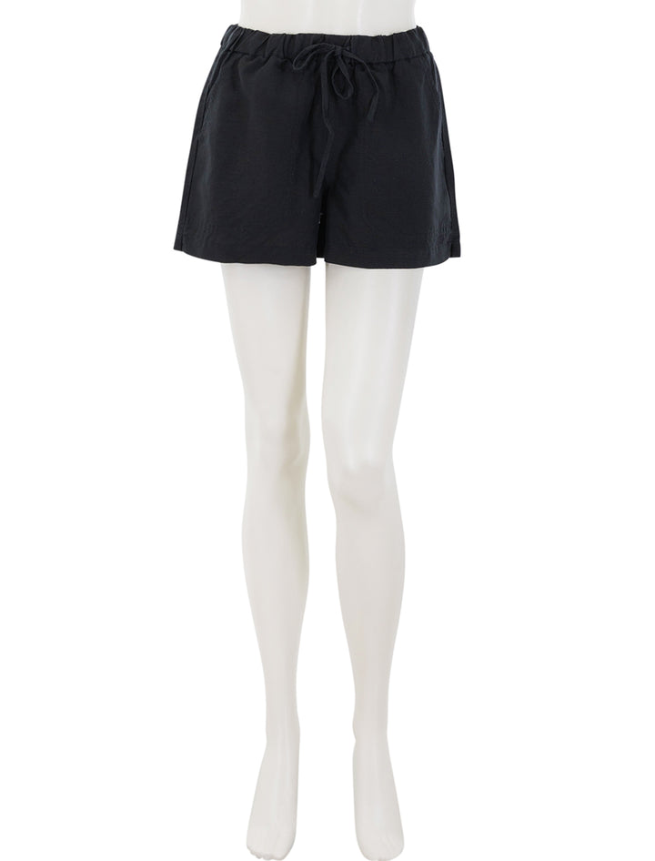linen drawstring short in black
