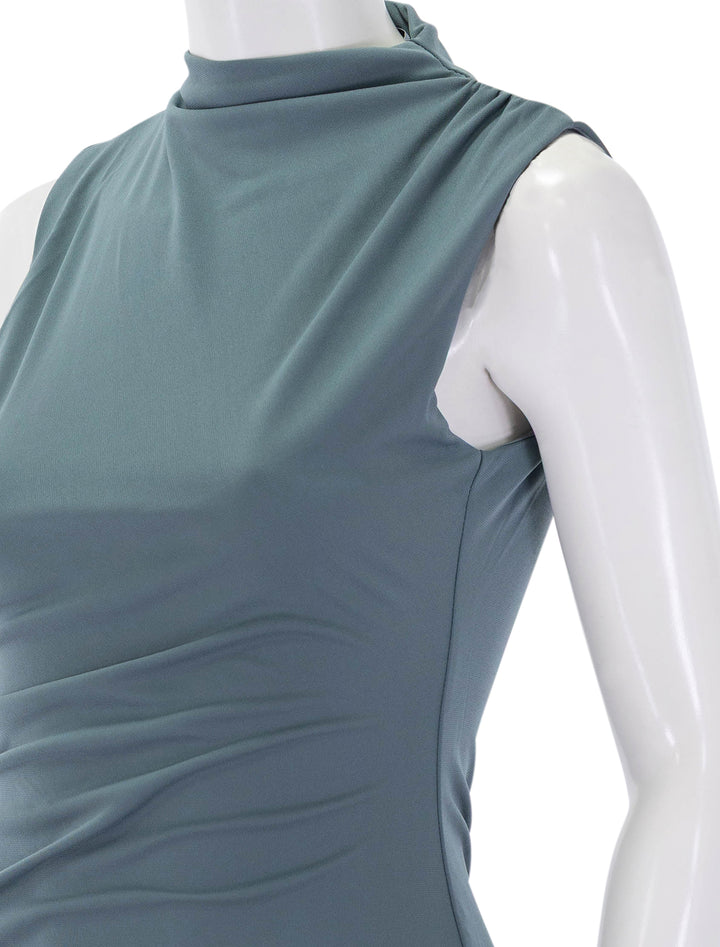 mo dress in cloud grey