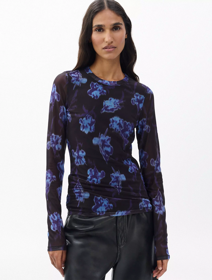 yana pritned mesh longsleeve tee