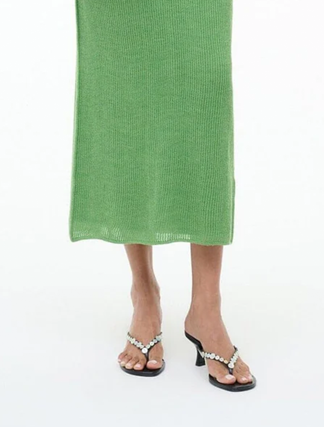 freja thong kitten heel