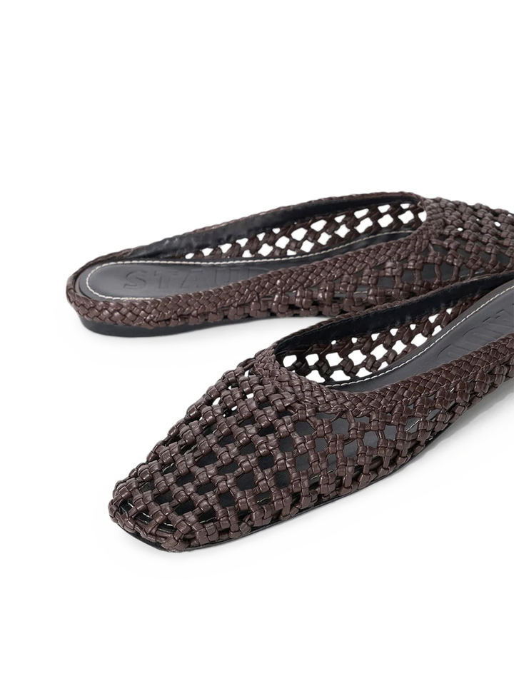 otto hand knotted flat mule in espresso