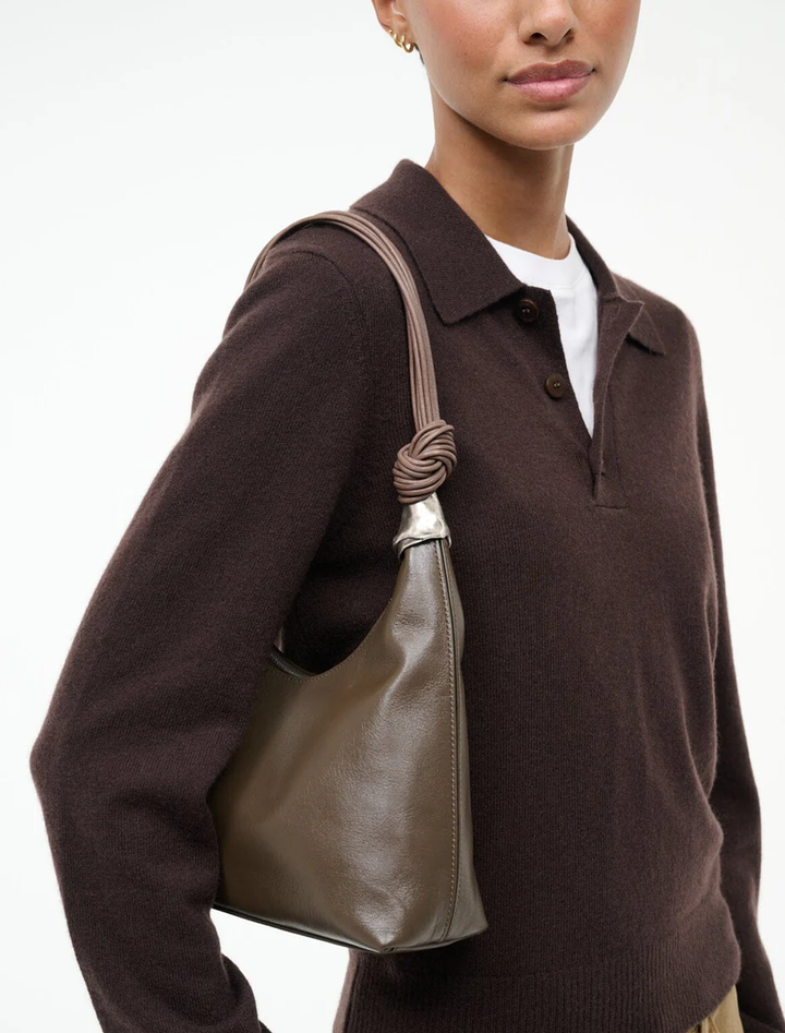 cuff shoulder bag in truffle