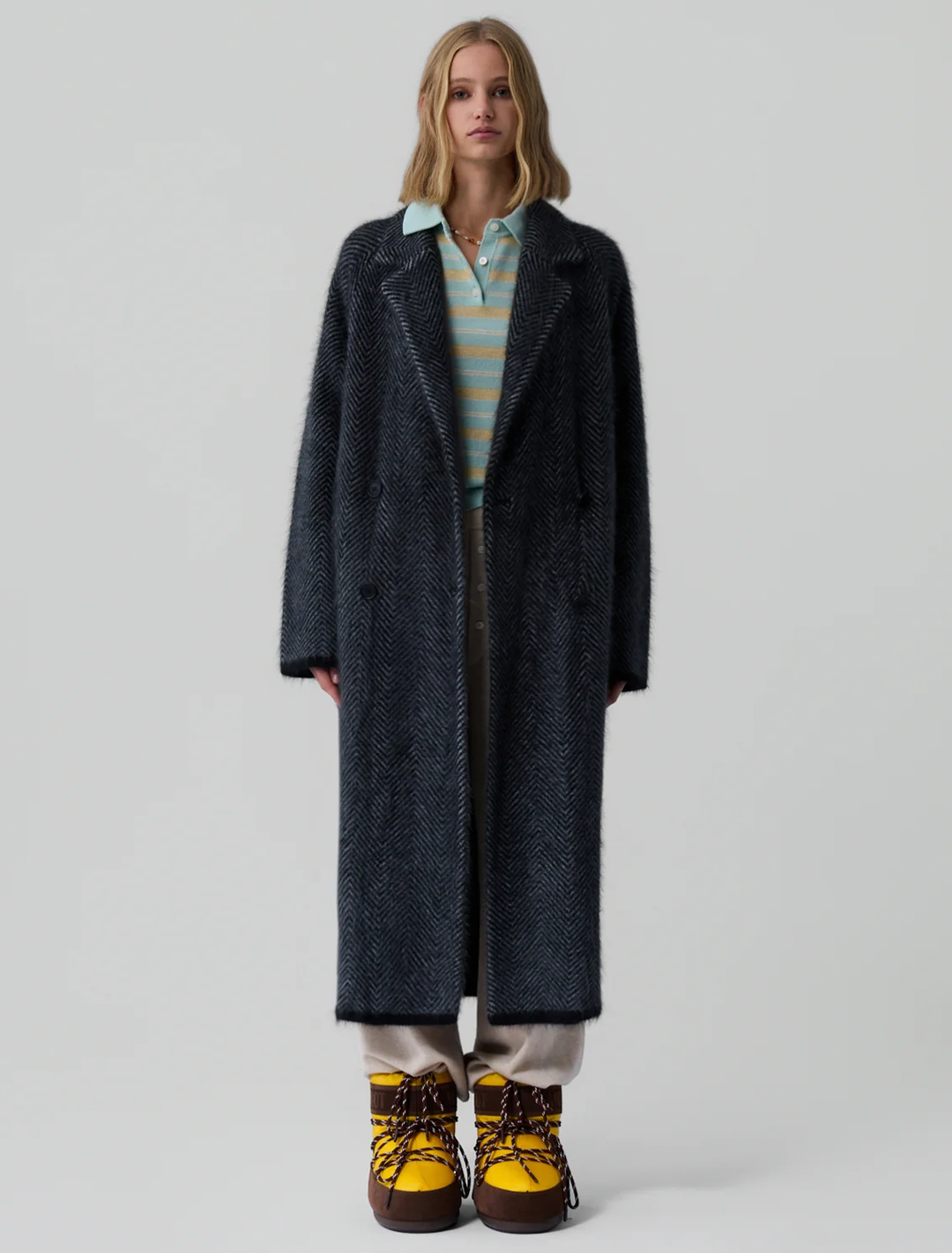 grizzly cashmere double breasted coat in black and heather