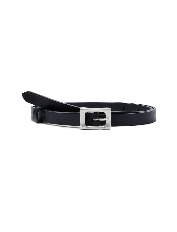 mini remi belt in black wtih silver buckle