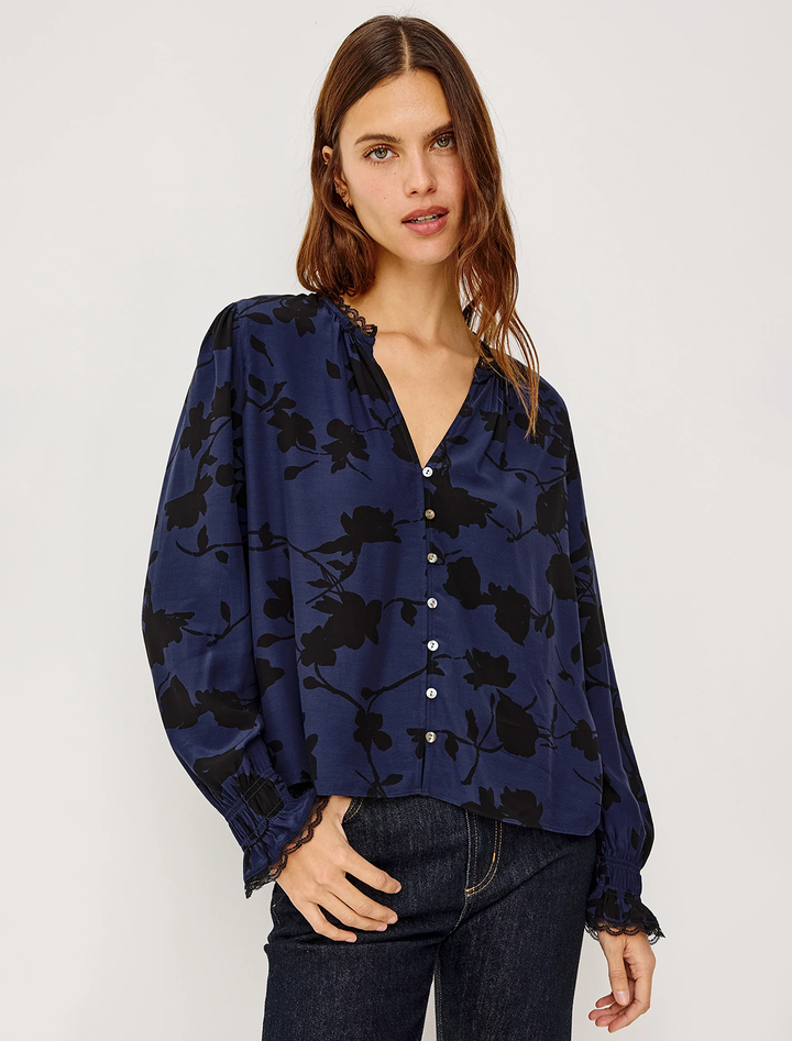 magda top in navy roses print
