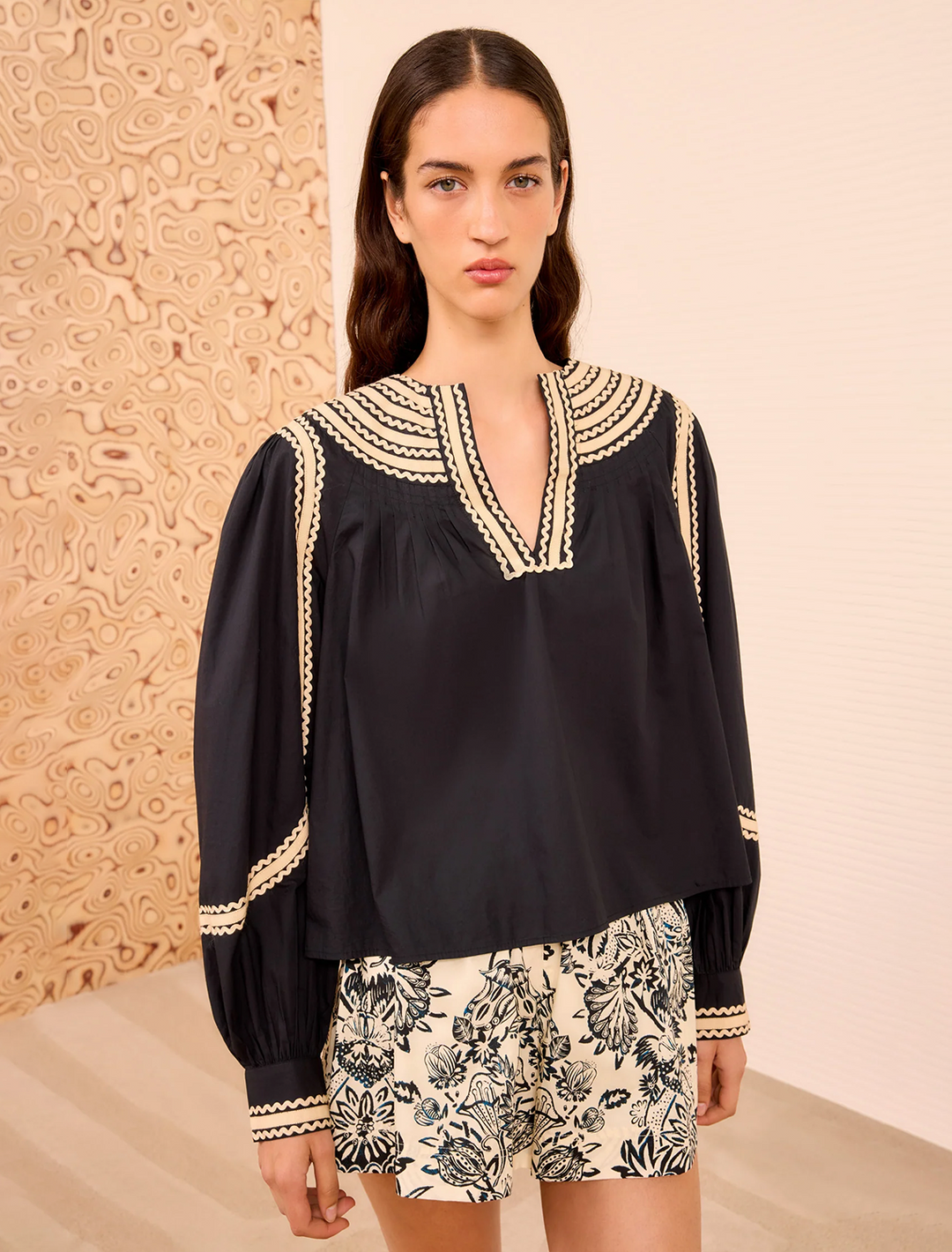 laurenza long sleeve top in noir