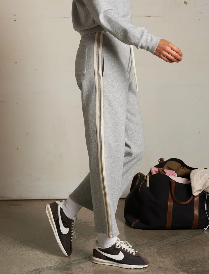 claud travel track pant in heather grey