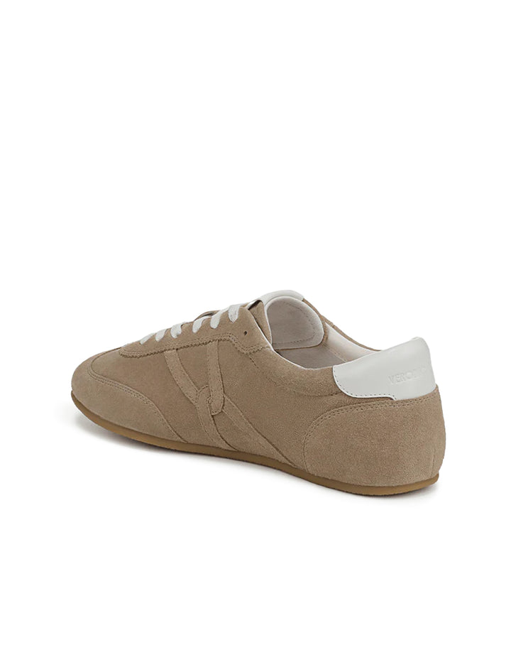 riveria sneaker in sandlily suede