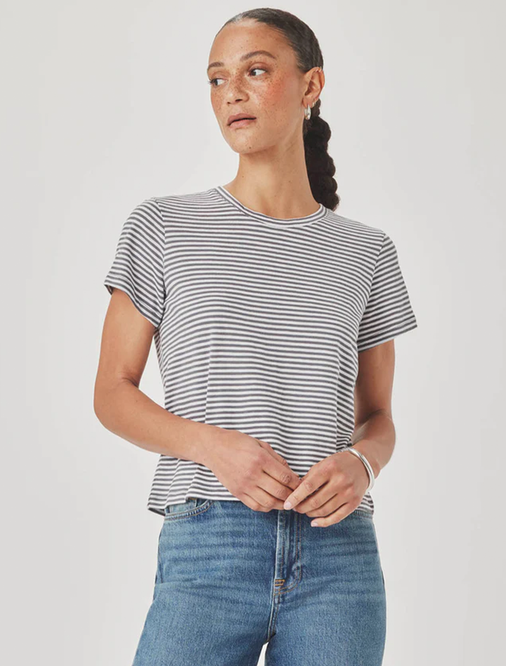 louisa short sleeve tee in ink and white stripe