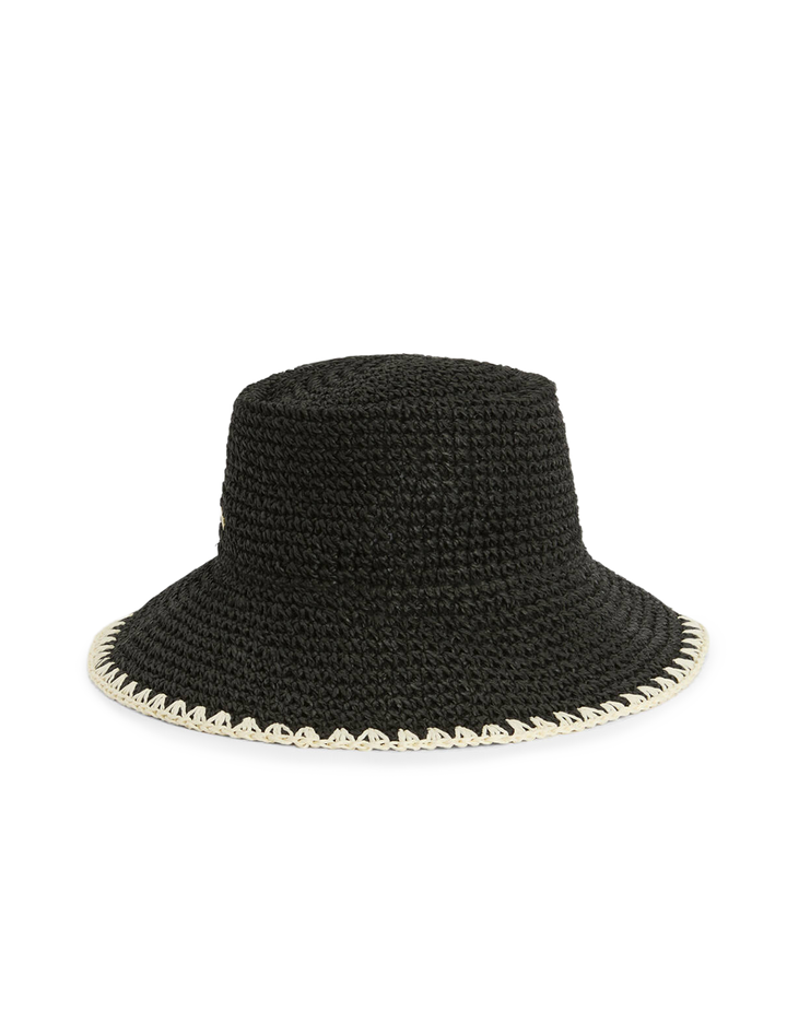 camille crochet hat in black