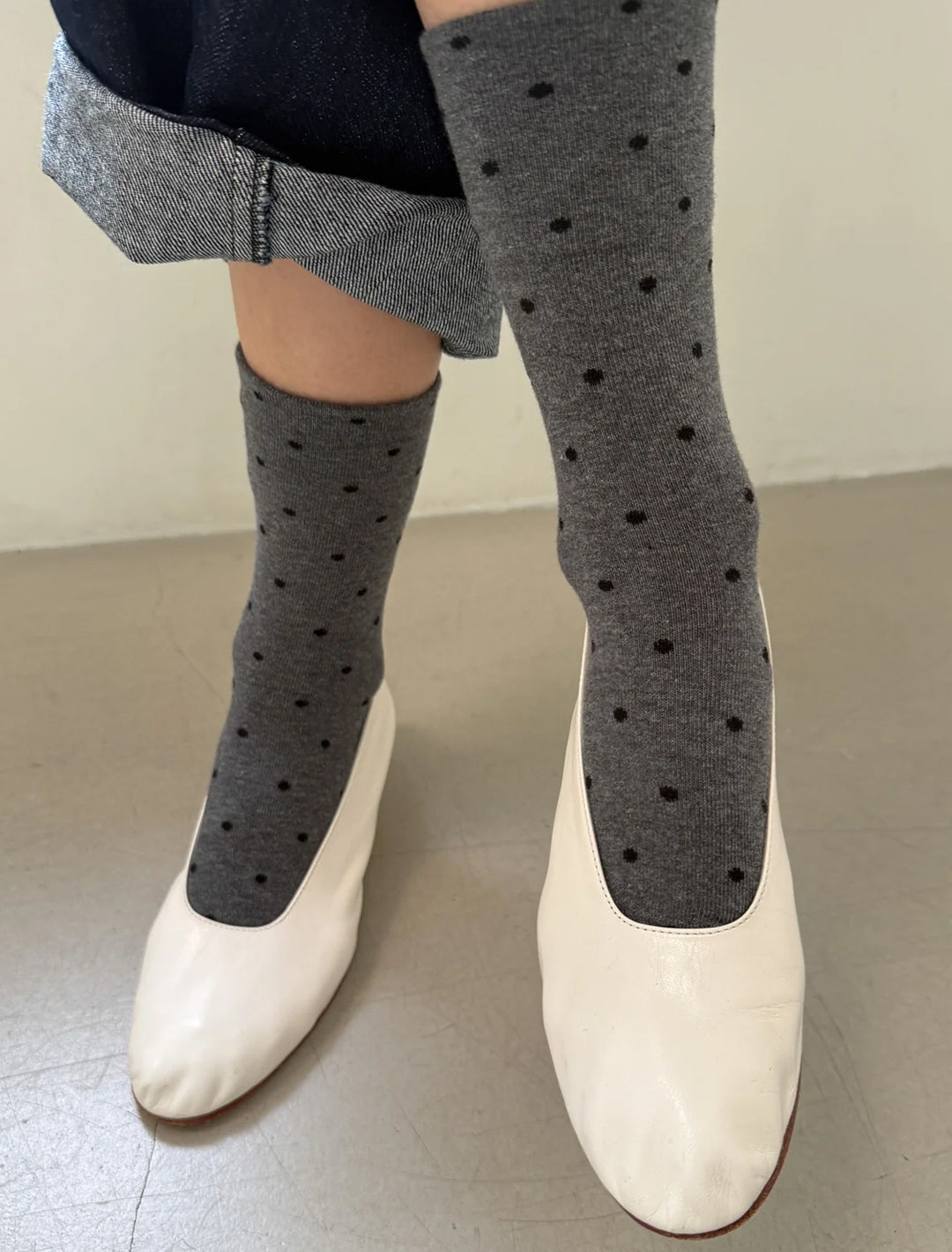 sneaker socks in charcoal + black polka dots