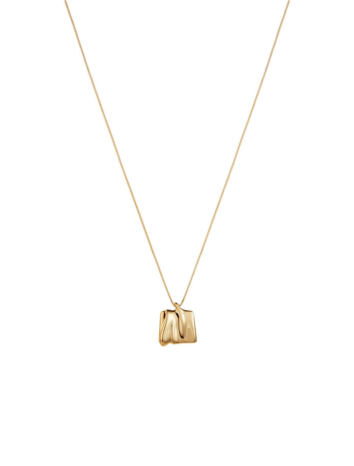 sundra pendant necklace in gold