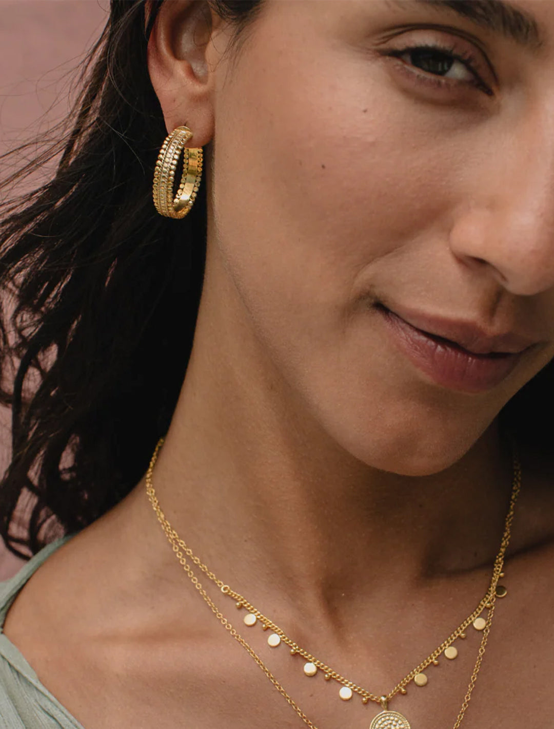 amber scalloped hoops