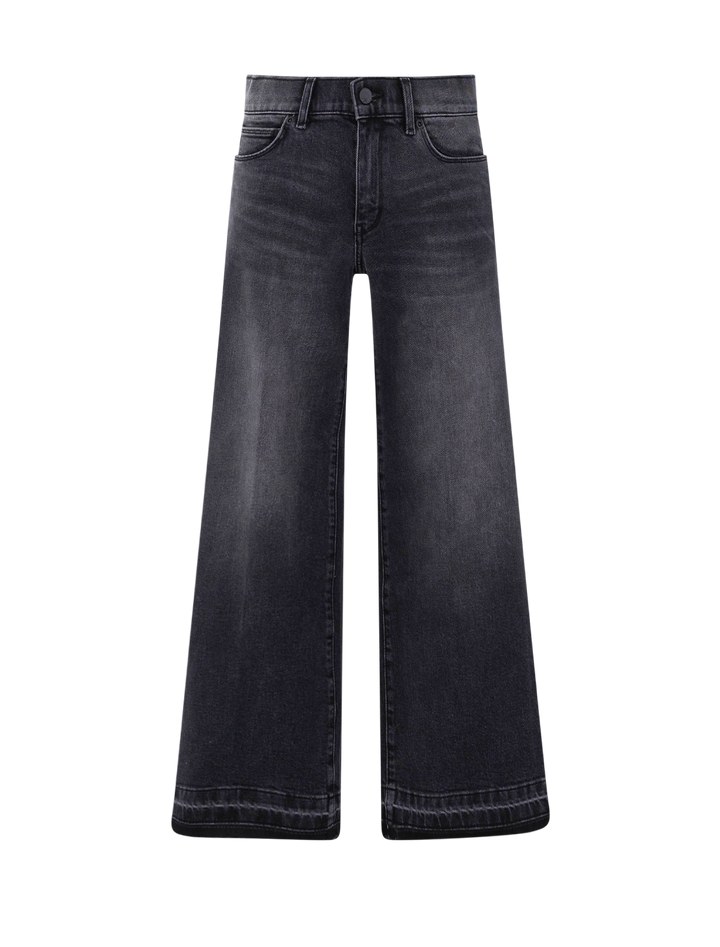 rafaella jean in washed black