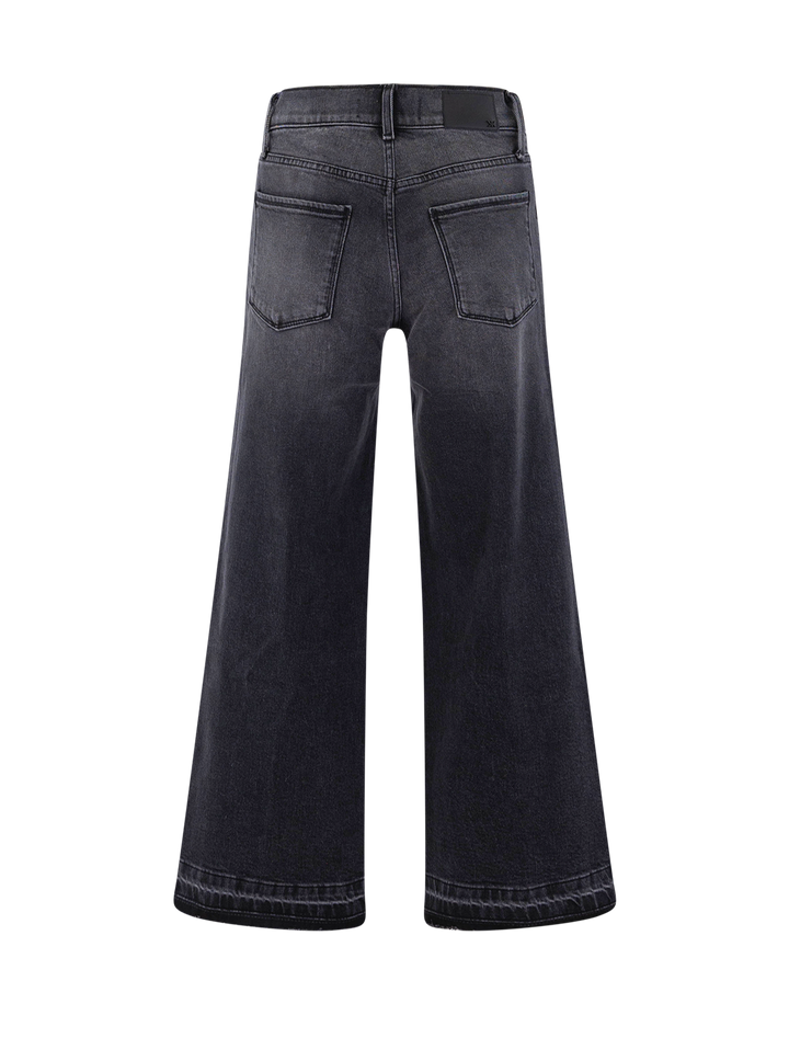 rafaella jean in washed black