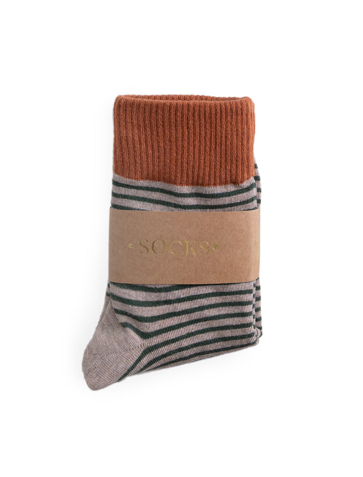 two tone stripe socks in rust and mocha