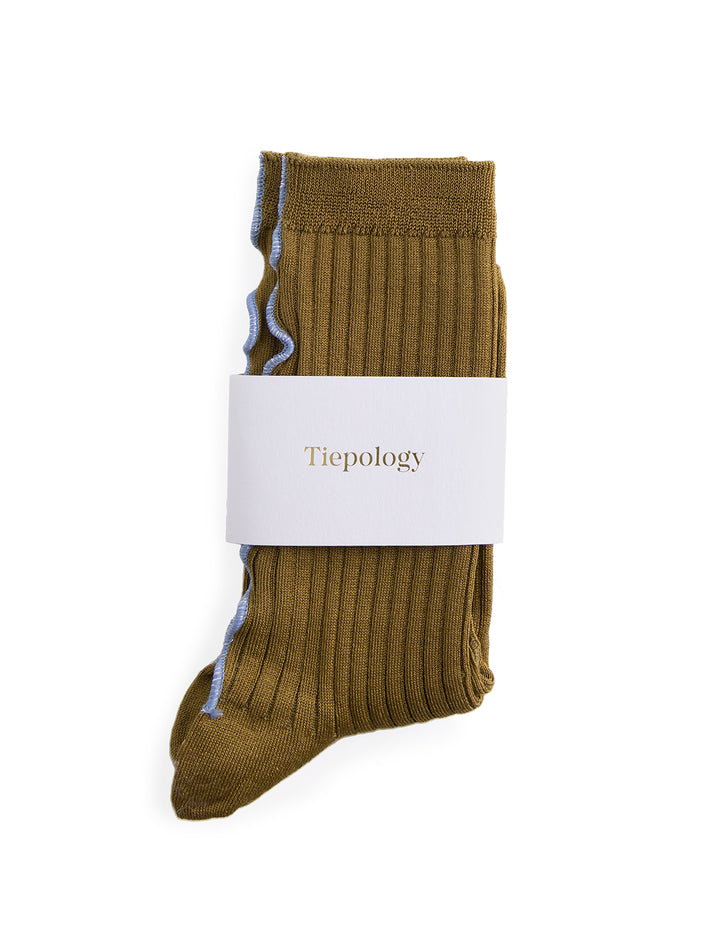 merrow stitch socks in olive