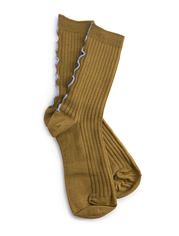 merrow stitch socks in olive