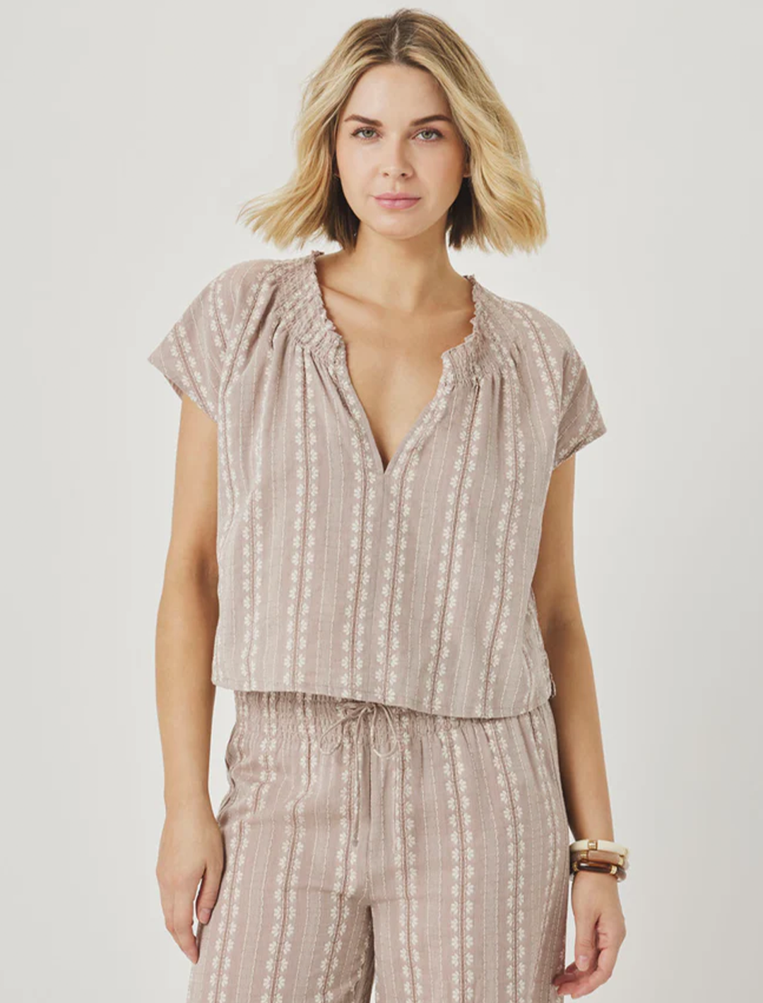 meadow blouse in light wicker
