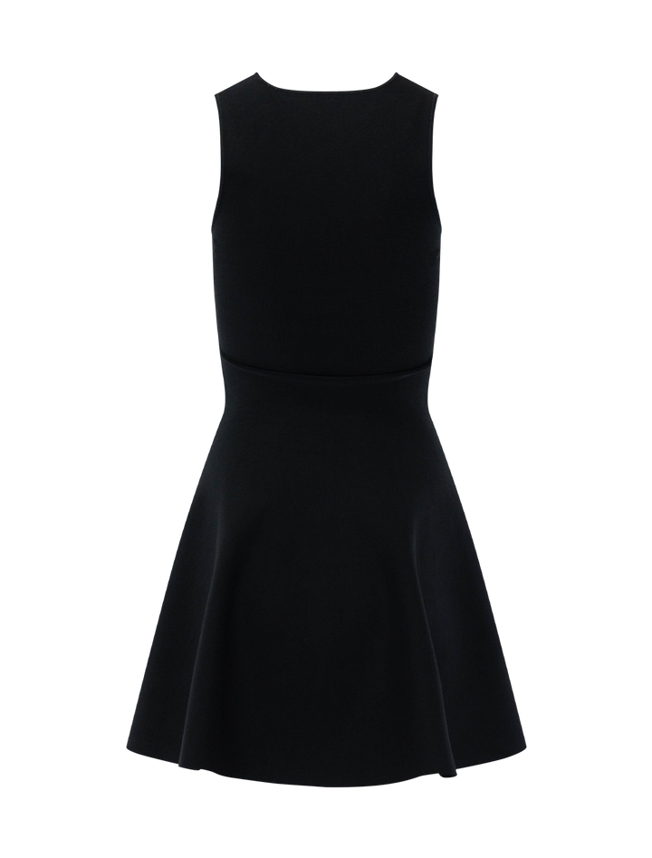 sera dress in black